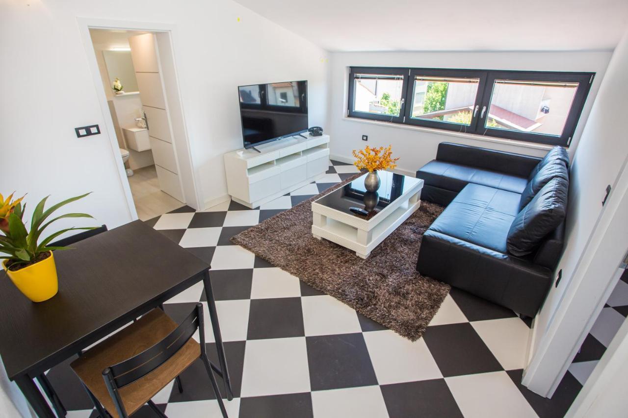 Black & White Apartment Rovinj Eksteriør bilde