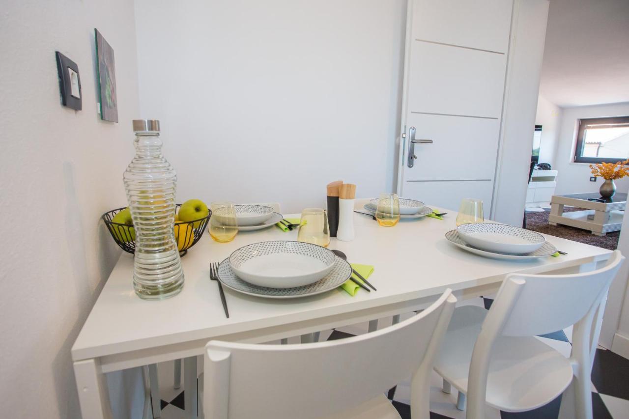 Black & White Apartment Rovinj Eksteriør bilde